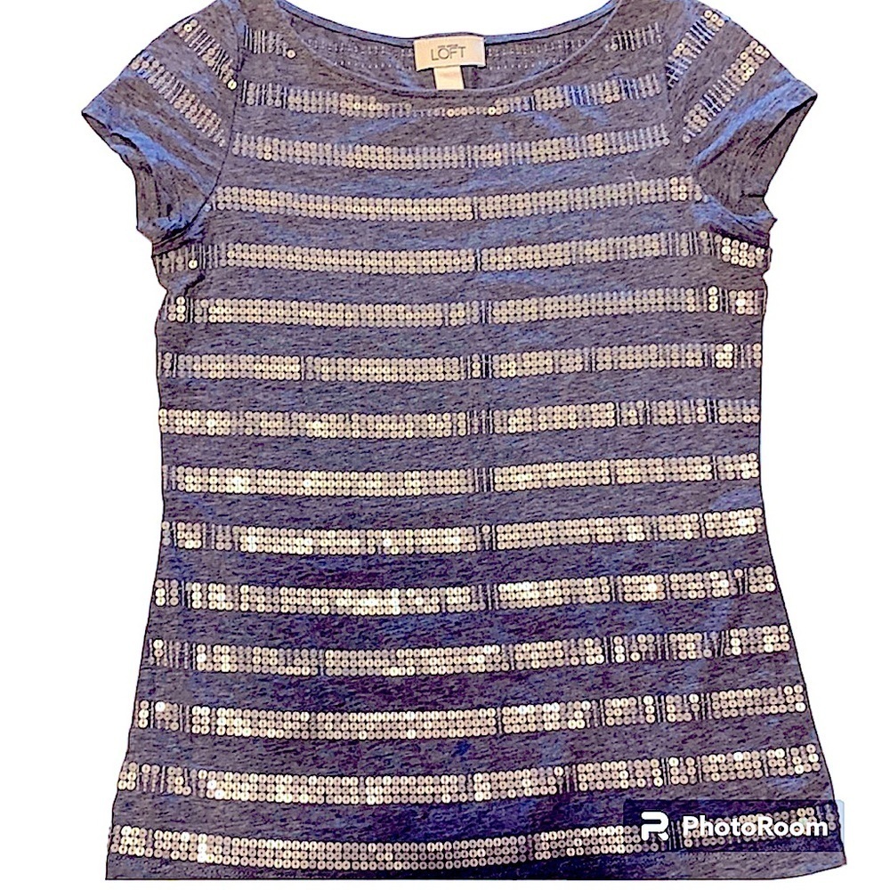 Ann Taylor Loft sequin short sleeve gray T-shirt size XS extra small.